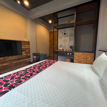 Cun Cuisine Homestay Тайнань Экстерьер фото